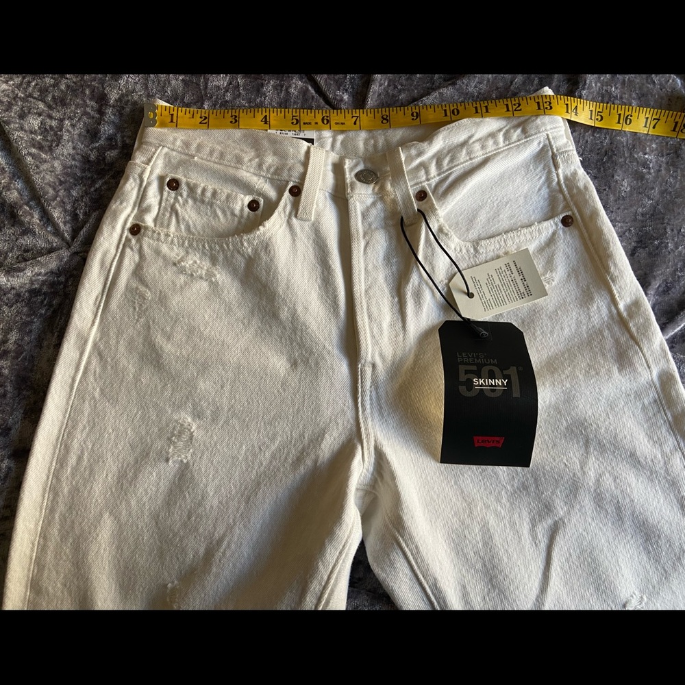 NWT Levi’s 501 Skinny White Jeans Size 26 X 28 - Picture 8 of 14